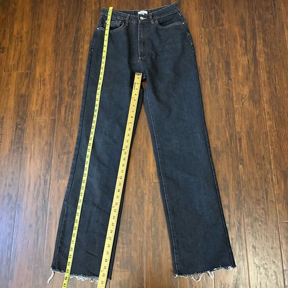 WEWOREWHAT High Rise Raw Hem Dad Jeans in Black - Picture 12 of 13
